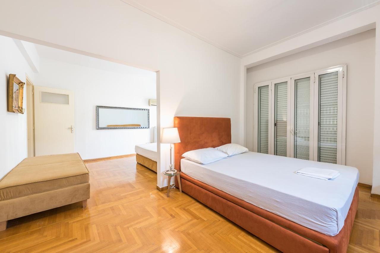 Victoria Plaza Palace Apartments アテネ エクステリア 写真